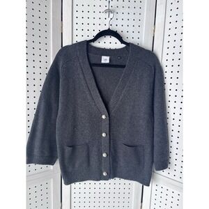 CAbi Womens Gray Pearl Button Front V-Neck 3/4 Sleeve Cardigan Sweater sz Medium